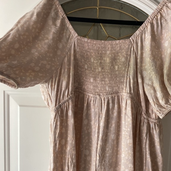 Cute Neutral Maternity Dress - Picture 4 of 4